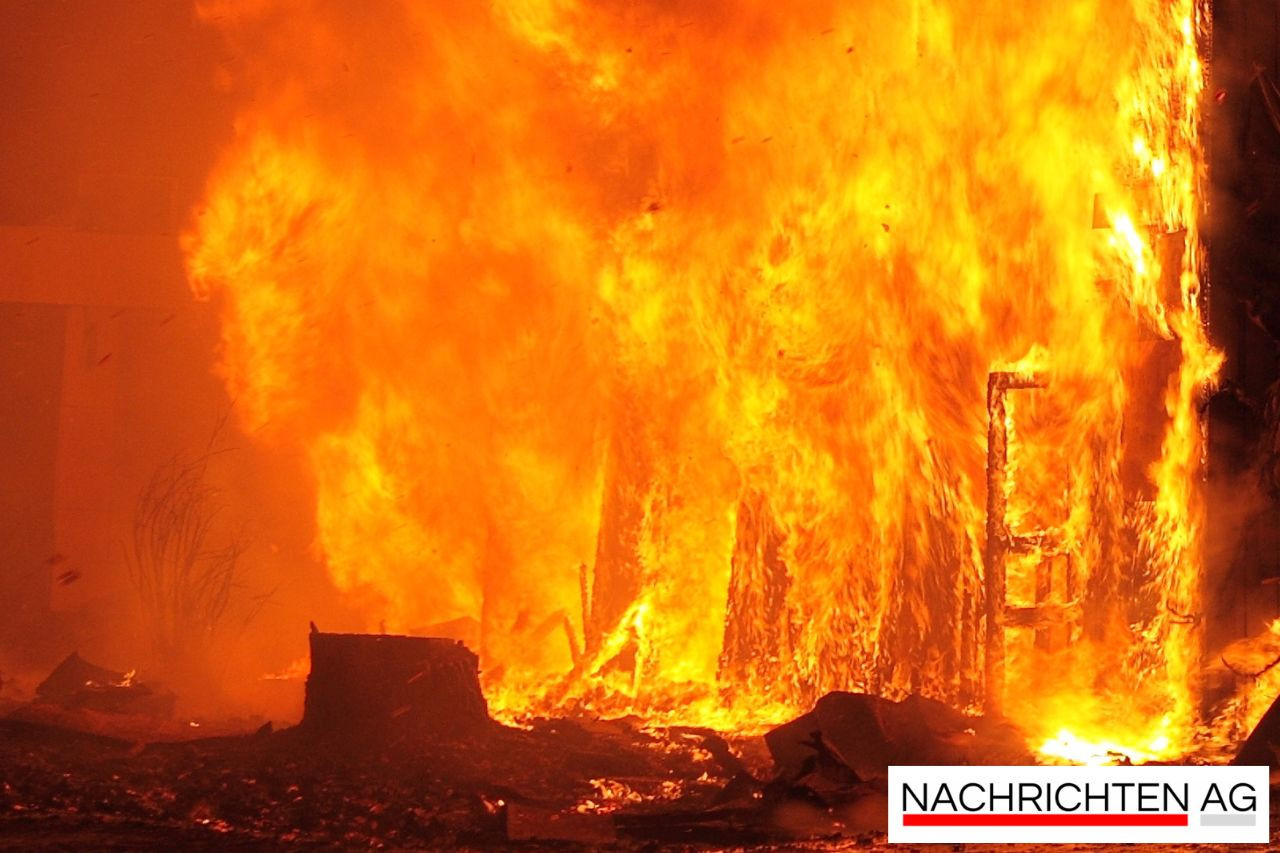 Drama in Püttlingen: Großbrand evakuiert 70 Bewohner aus Wohnhaus!
