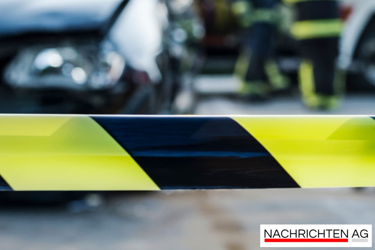 Schrecklicher Unfall bei Mühlacker: Auto von Fahrbahn abgekommen!